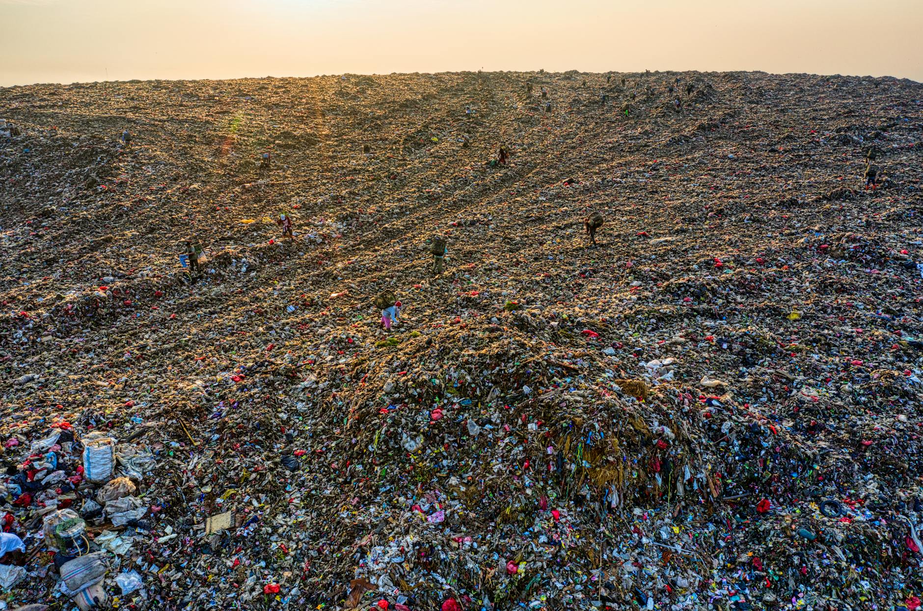 Moment ‘brazen’ fly-tipper filmed dumps pile of rubbish on London street featured in Pulp’s Common People